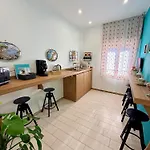Casa Anatrella Comfort House Πανσιόν Νάπολη